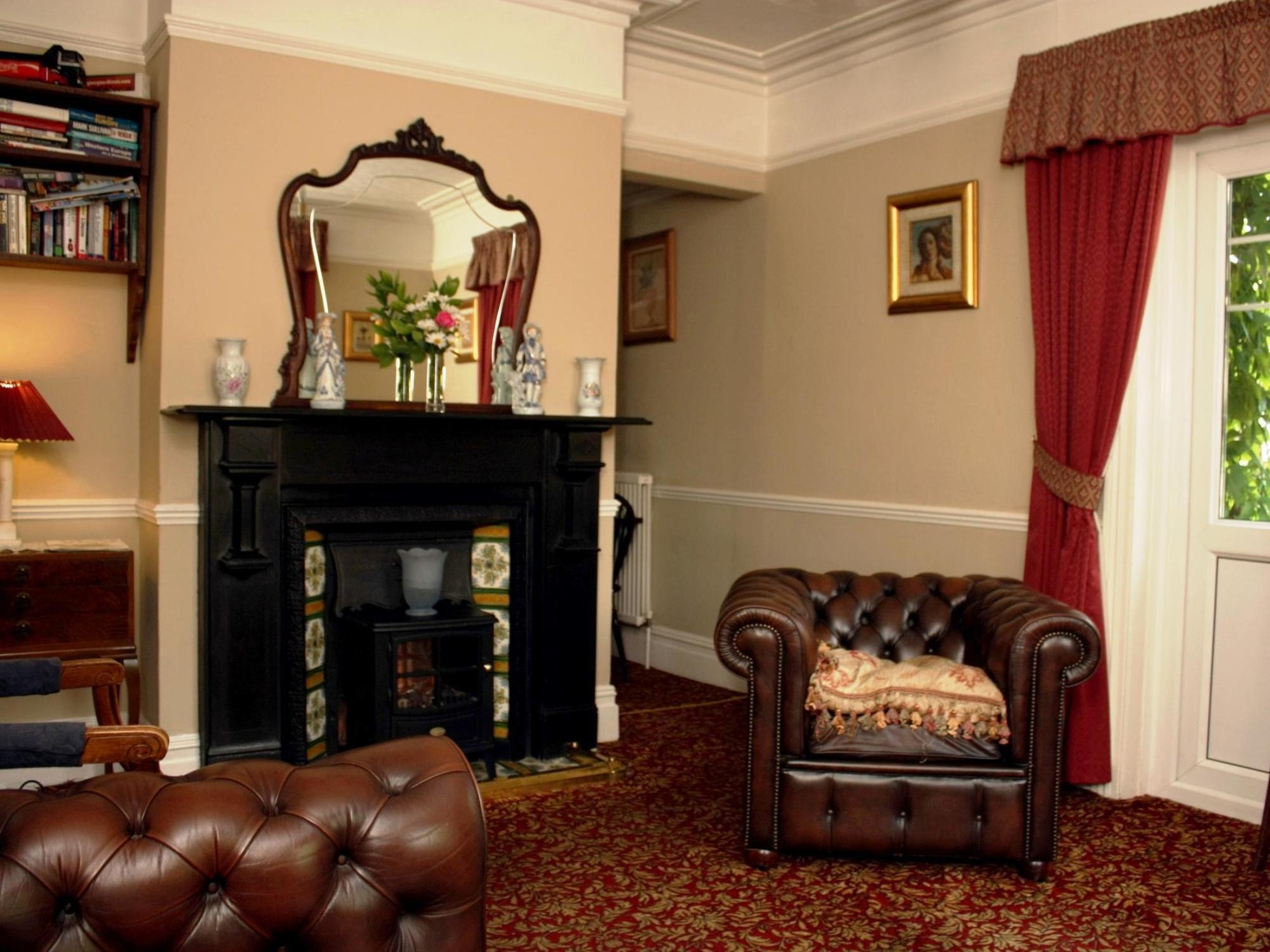 Victoria Lodge Guest House Σαλισμπέρι Εξωτερικό φωτογραφία